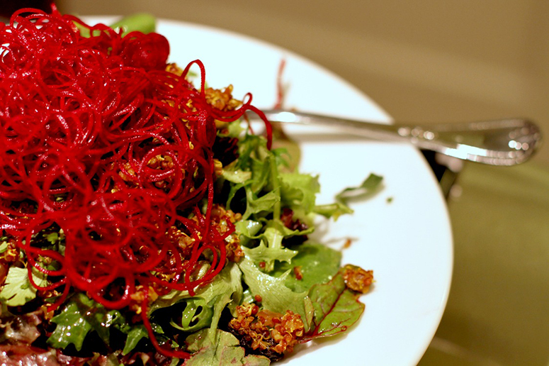 quinoa salad with beets