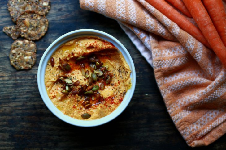 thai carrot hummus