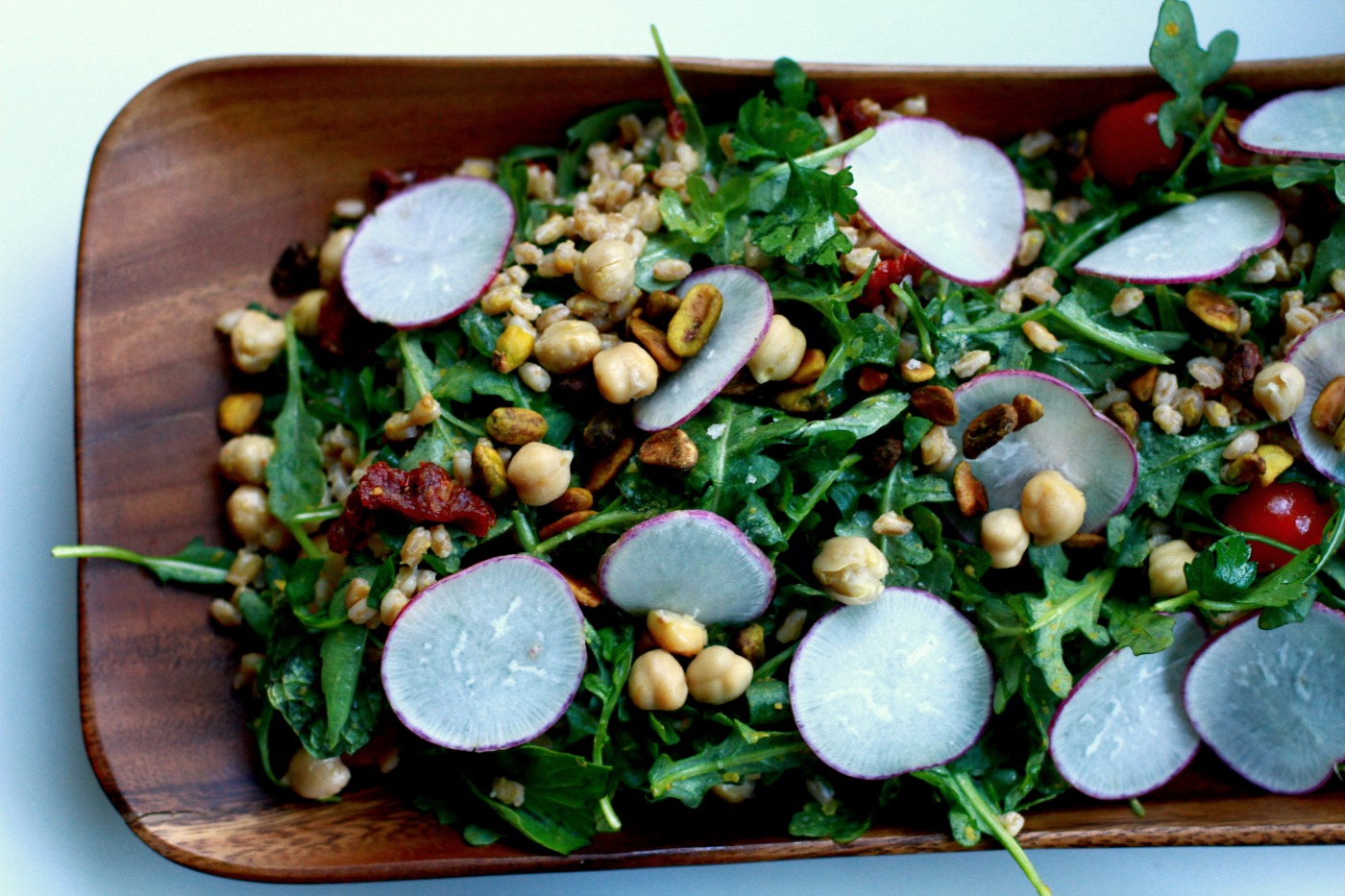 mediterranean farro salad