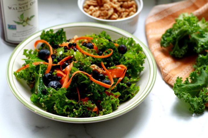 kale and quinoa salad with blueberries and walnuts recipe